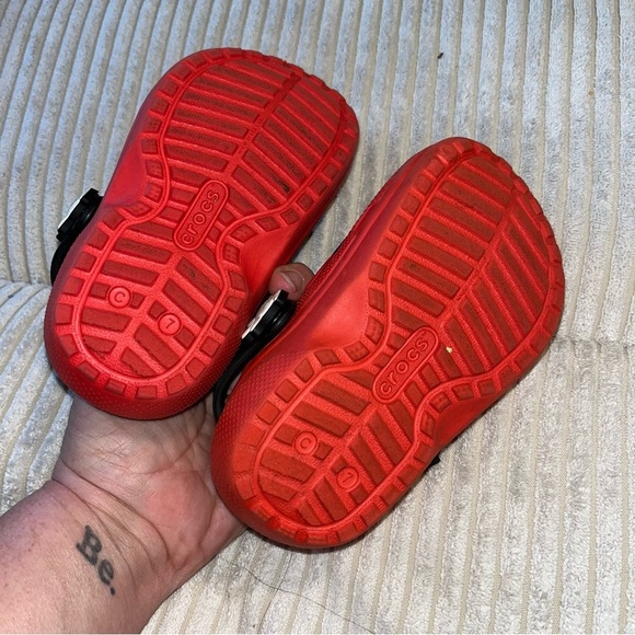 Toddler Mickey Mouse crocs classic red black yellow lined Disney child 7 - Picture 4 of 4